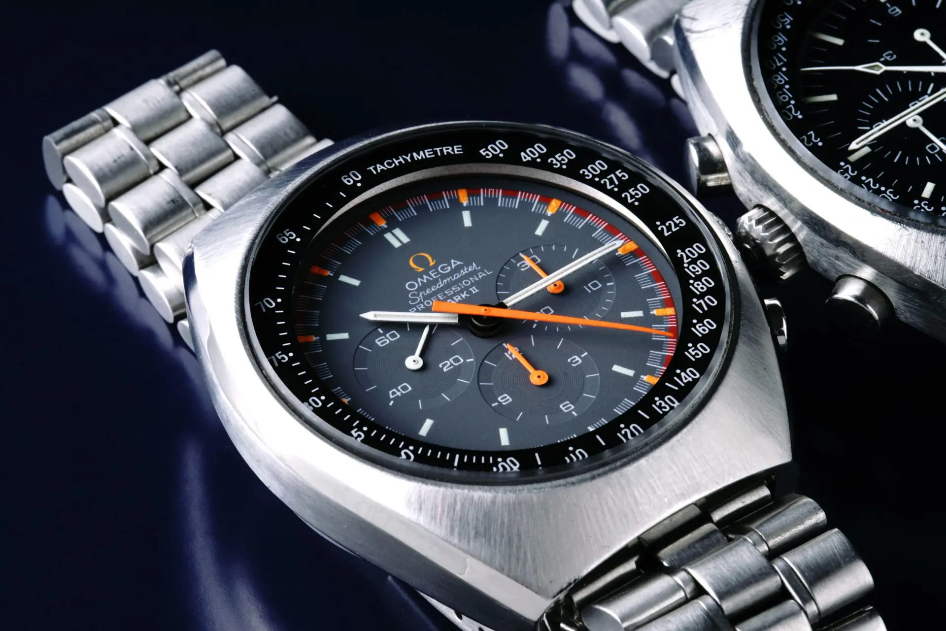 Omega speedmaster mark ii best sale racing dial