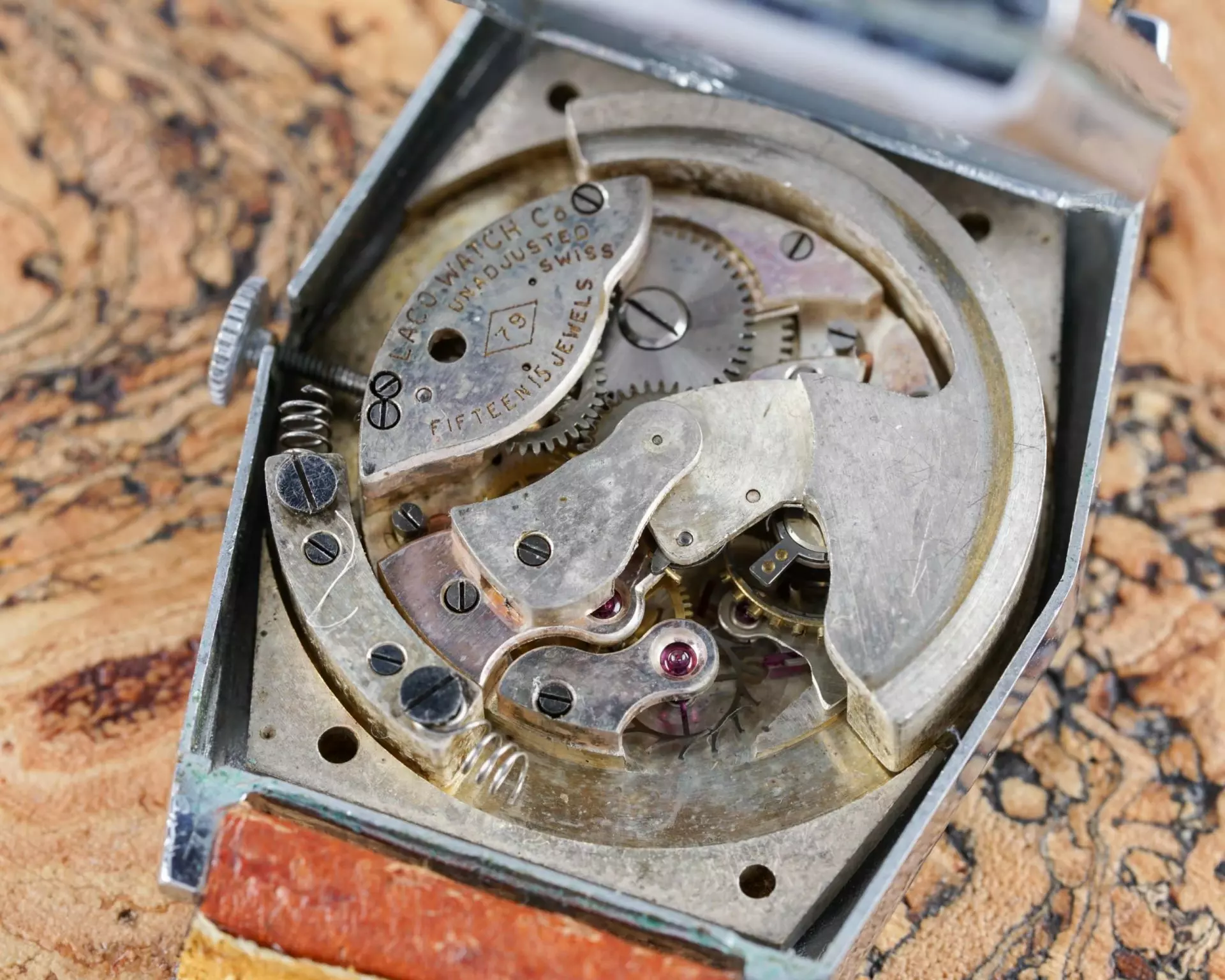 Self winding automatic on sale movement